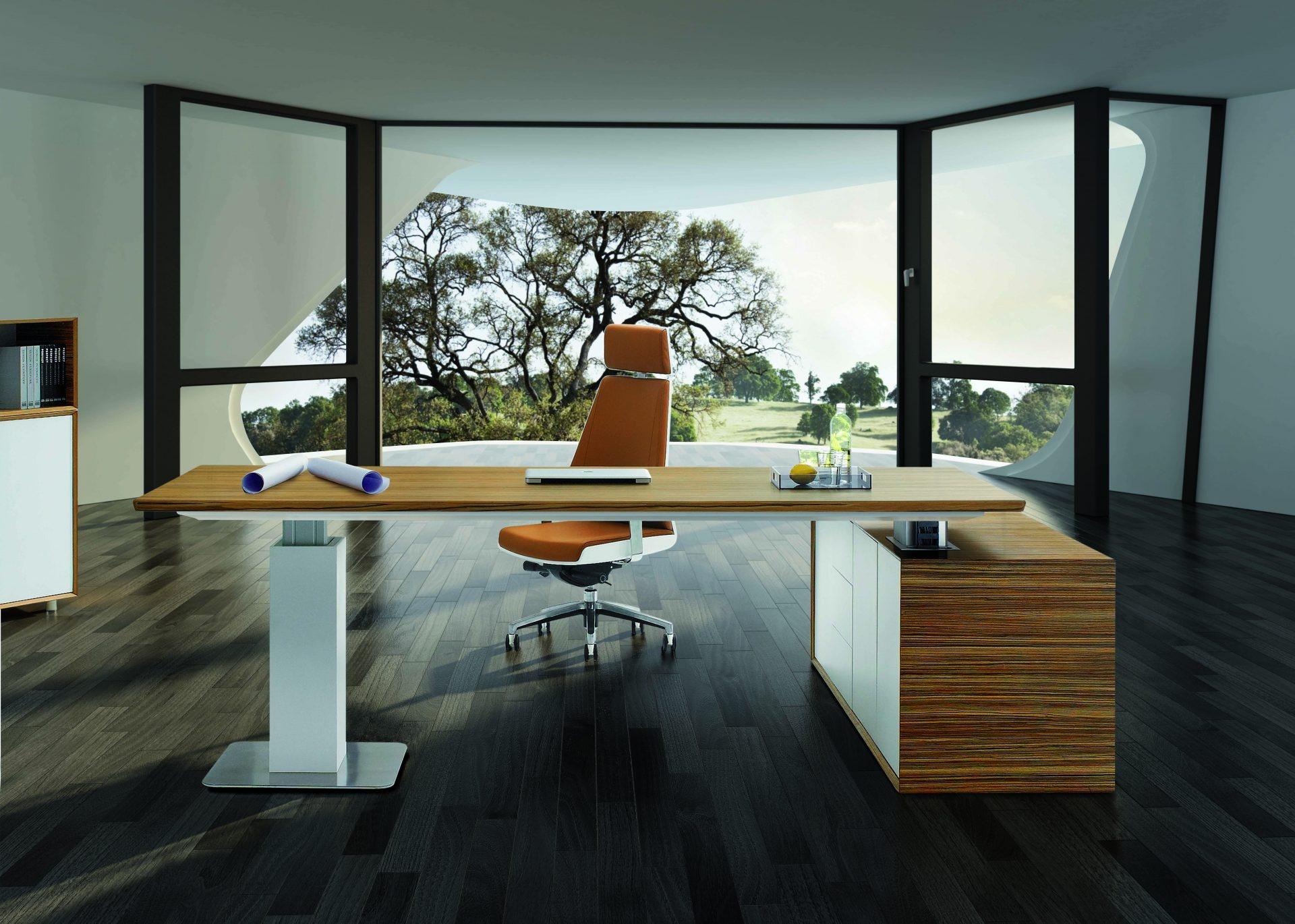 Evolution Executive Height Adjustable Desk With Return