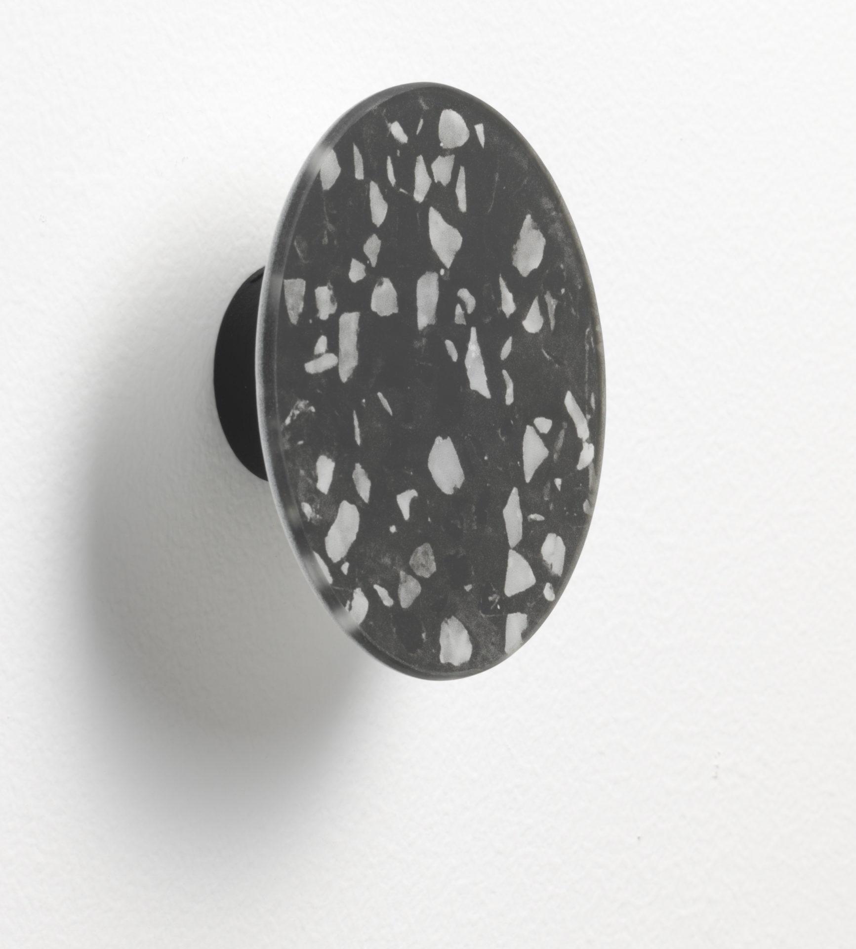 Naga 'Nord' Circular Magnetic Hook 100mm